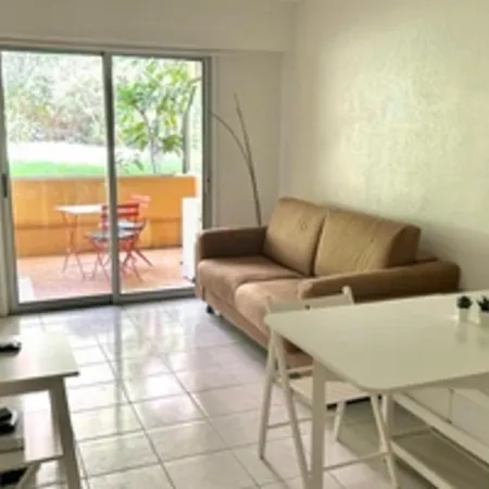 Appartamento In Complex With Pool And Tennis Court Nizza