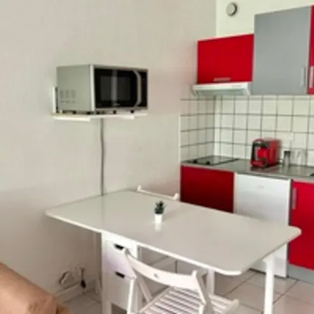 In Complex With Pool And Tennis Court Appartamento *